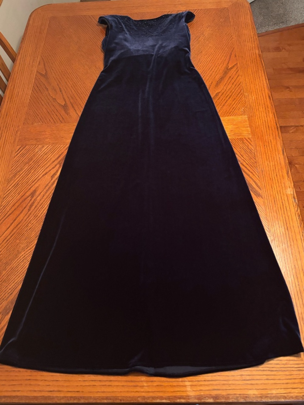 Elegant Navy Velvet Evening Dress